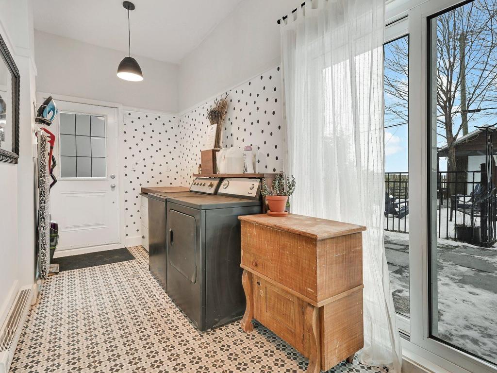 









128


Rue de la Tramontane

,
Saint-Jean-sur-Richelieu,




QC
J2W3C6

