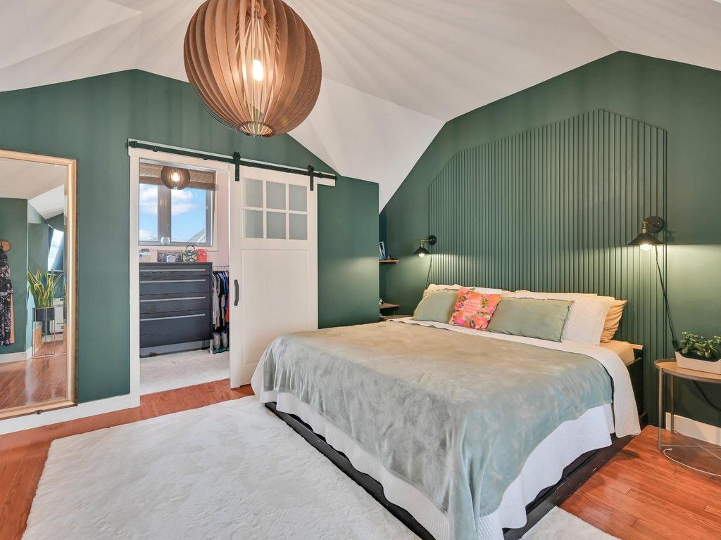 









128


Rue de la Tramontane

,
Saint-Jean-sur-Richelieu,




QC
J2W3C6

