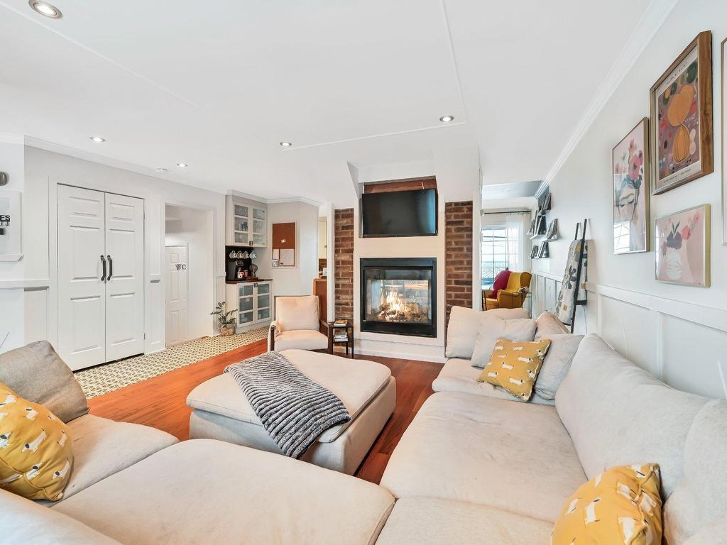 









128


Rue de la Tramontane

,
Saint-Jean-sur-Richelieu,




QC
J2W3C6

