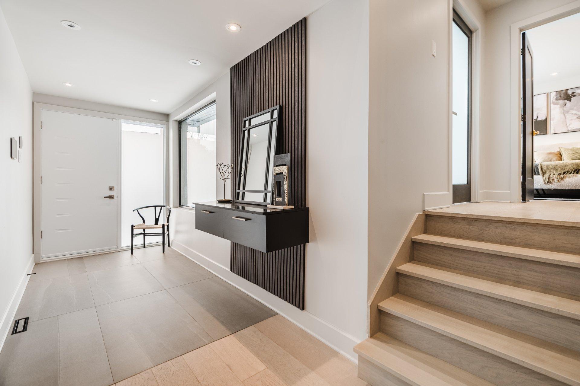 









2090


Rue Montarville

,
Saint-Bruno-de-Montarville,




QC
J3V3V7

