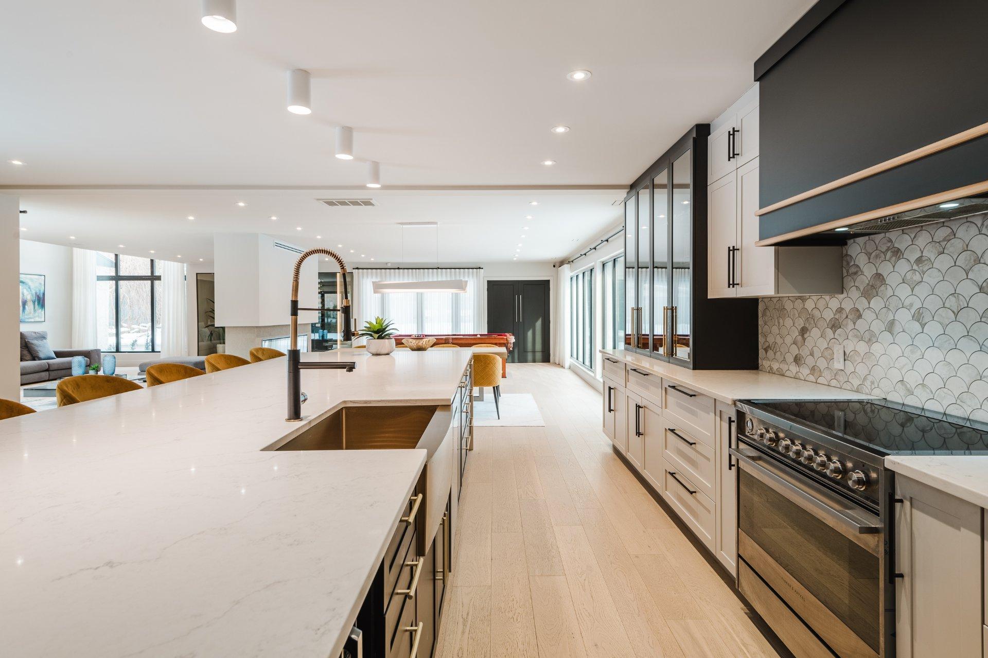 









2090


Rue Montarville

,
Saint-Bruno-de-Montarville,




QC
J3V3V7

