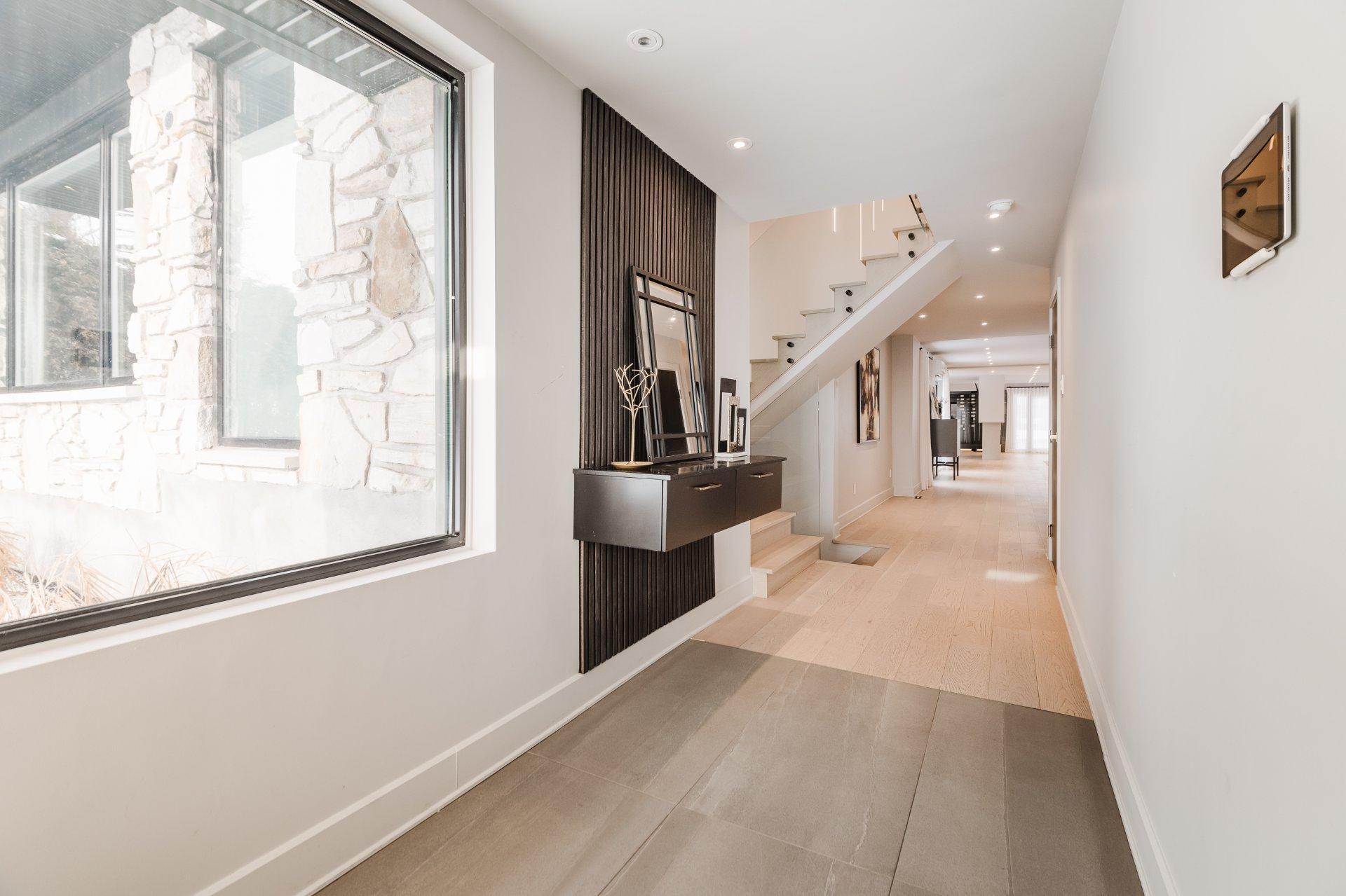 









2090


Rue Montarville

,
Saint-Bruno-de-Montarville,




QC
J3V3V7

