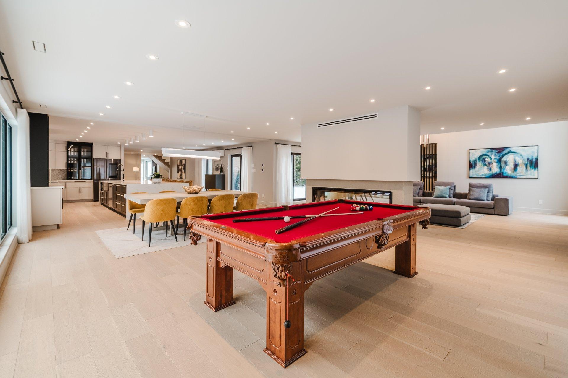 









2090


Rue Montarville

,
Saint-Bruno-de-Montarville,




QC
J3V3V7

