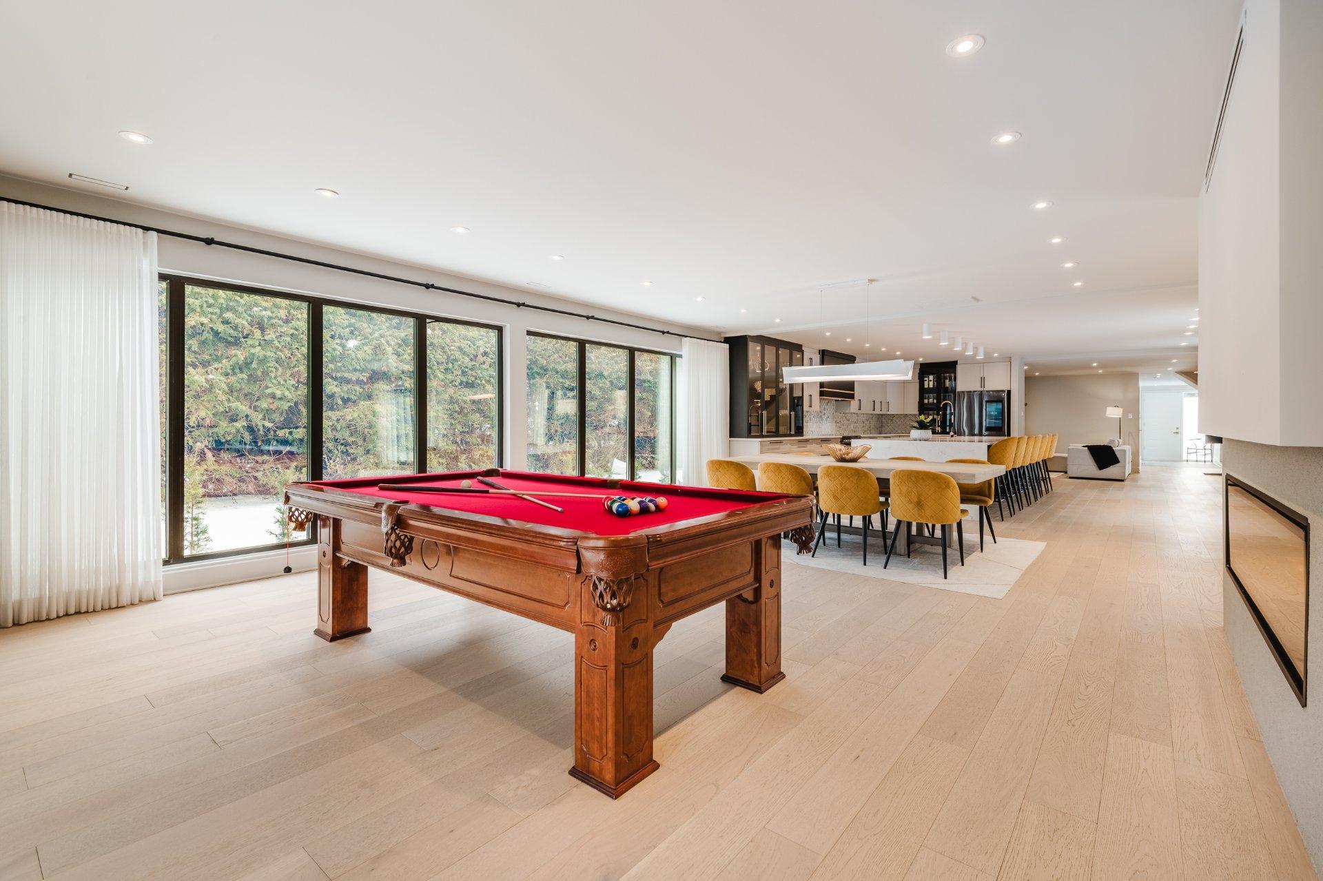 









2090


Rue Montarville

,
Saint-Bruno-de-Montarville,




QC
J3V3V7

