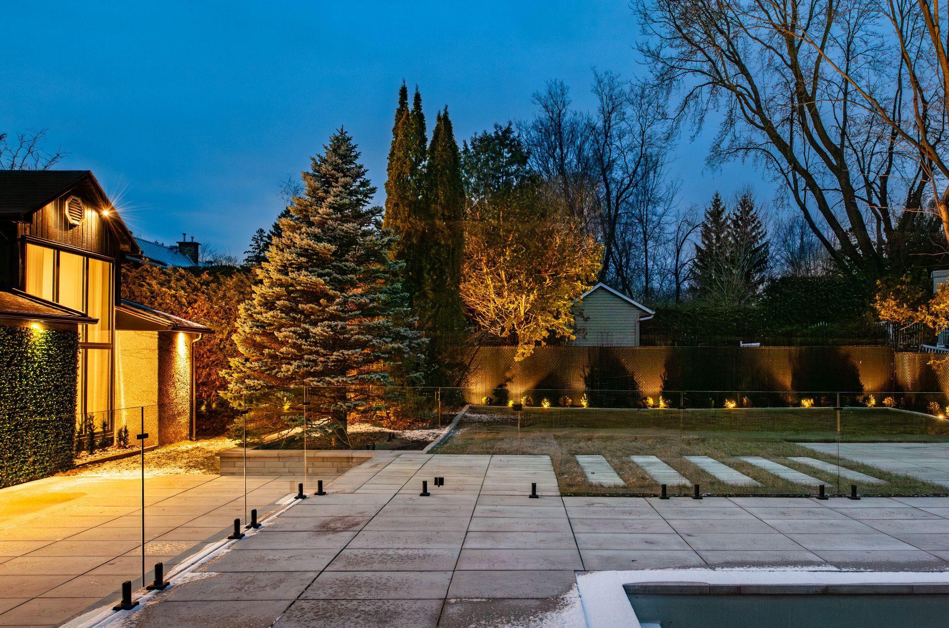 









2090


Rue Montarville

,
Saint-Bruno-de-Montarville,




QC
J3V3V7

