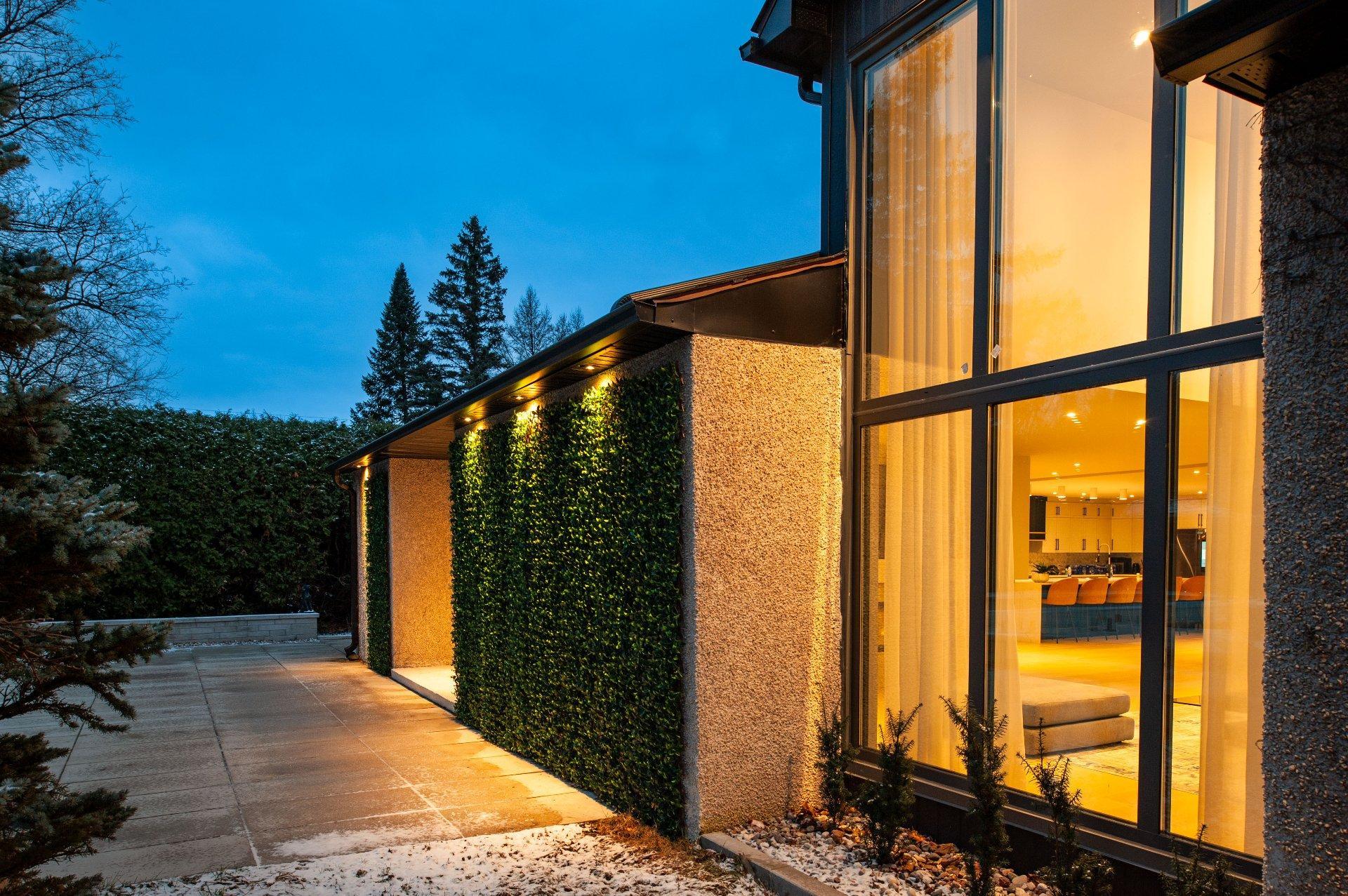 









2090


Rue Montarville

,
Saint-Bruno-de-Montarville,




QC
J3V3V7

