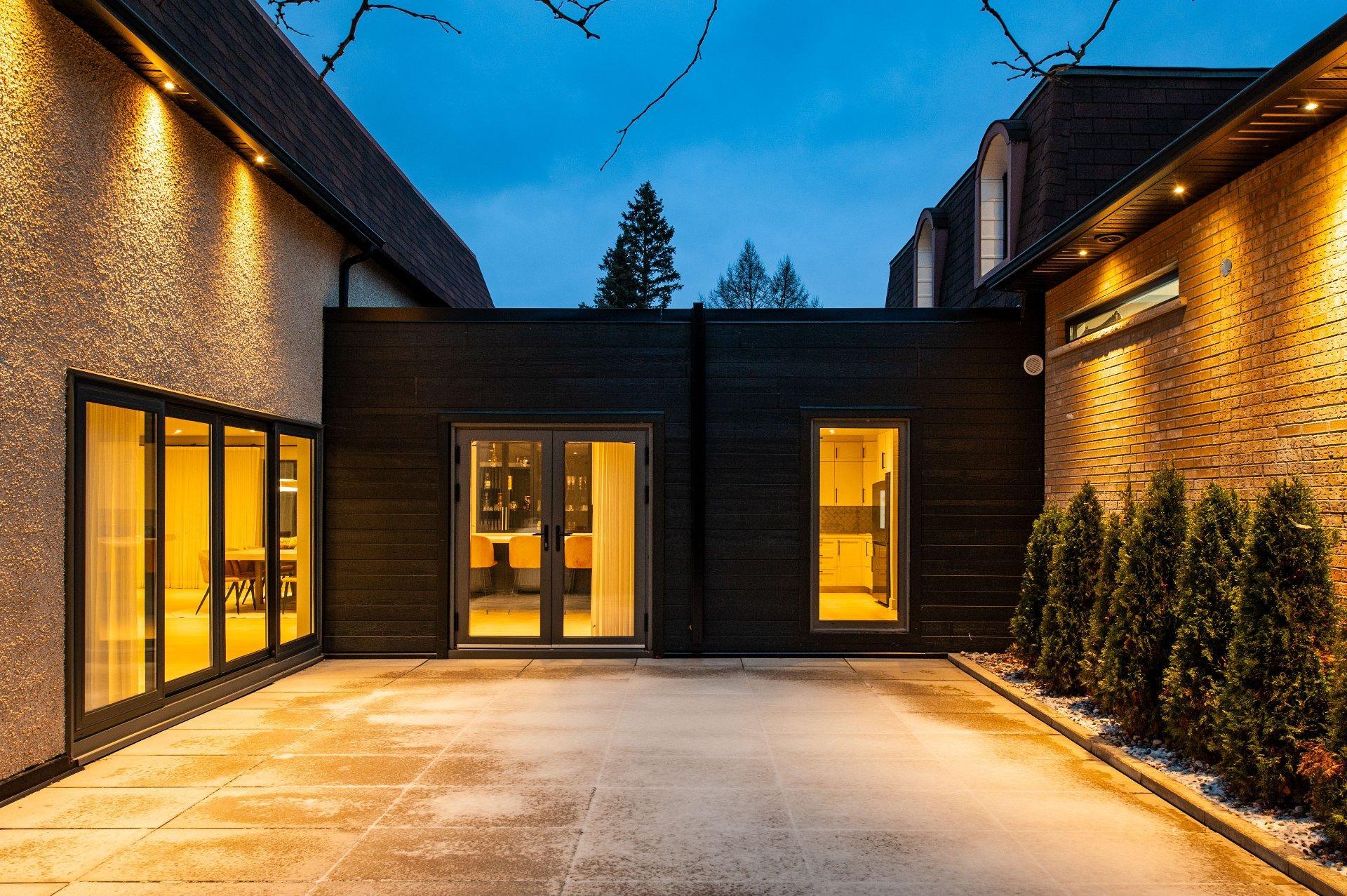 









2090


Rue Montarville

,
Saint-Bruno-de-Montarville,




QC
J3V3V7

