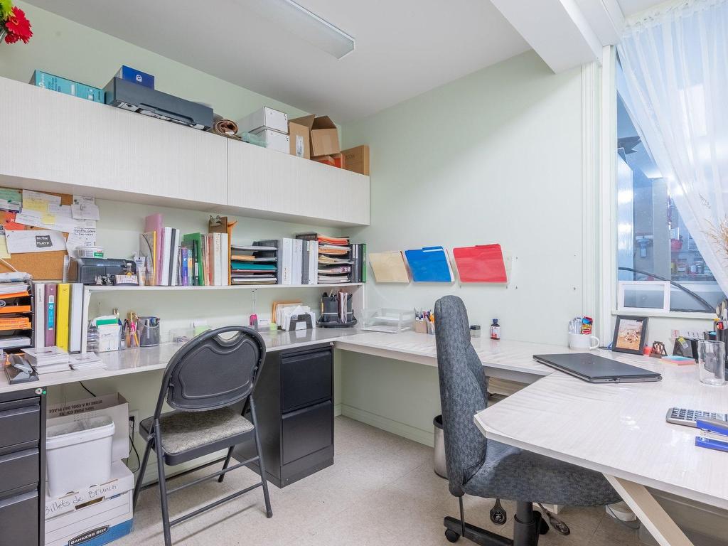 









20


Rue de la Citadelle

,
Saint-Paul-d'Abbotsford,




QC
J0E1A0

