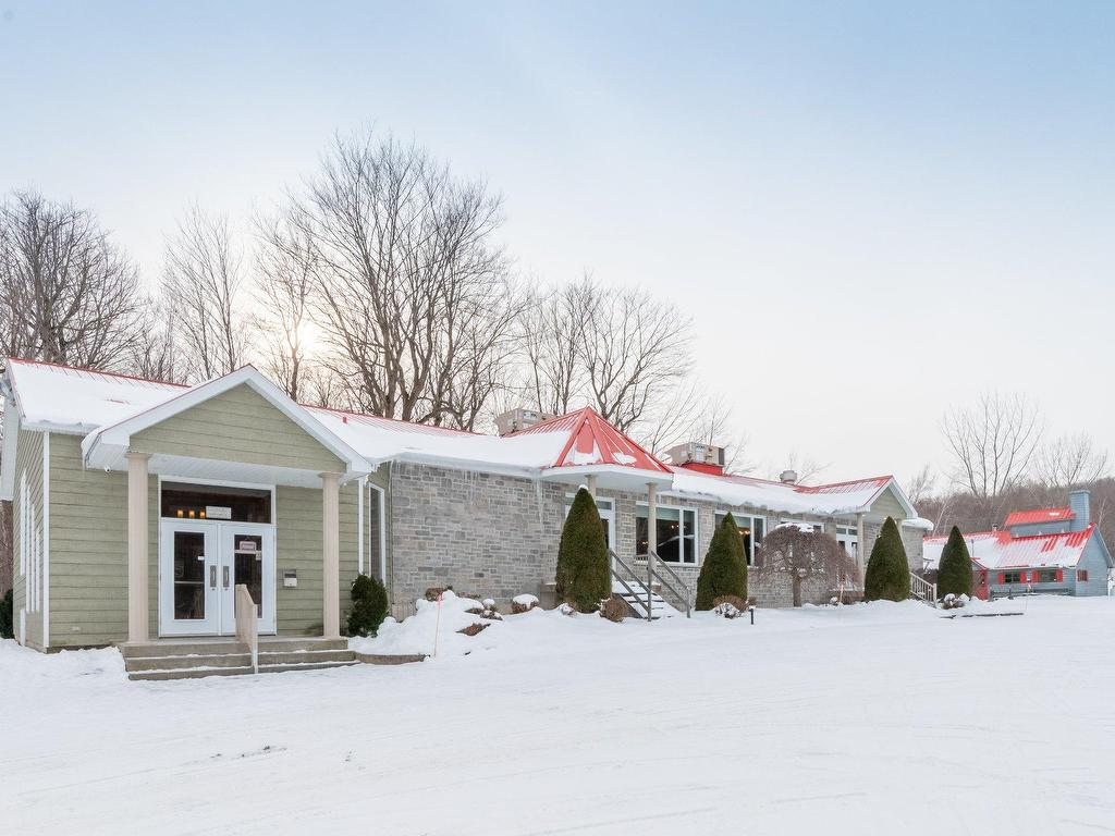 









20


Rue de la Citadelle

,
Saint-Paul-d'Abbotsford,




QC
J0E1A0

