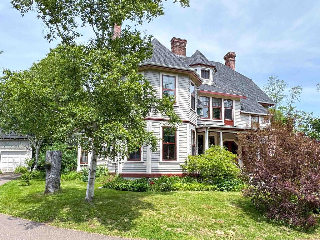 












121 North River Road

,
Charlottetown,




PE
C1A 3K7

