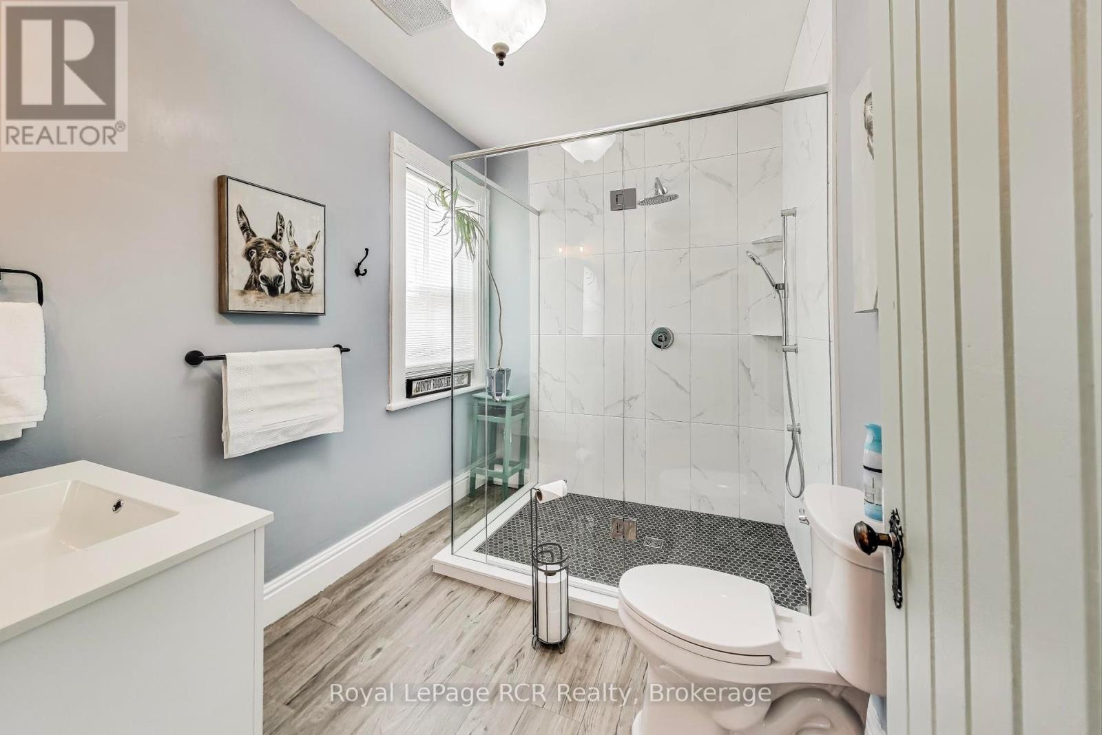 












726004 22B SIDE ROAD

,
Grey Highlands,




Ontario
N4L1W6

