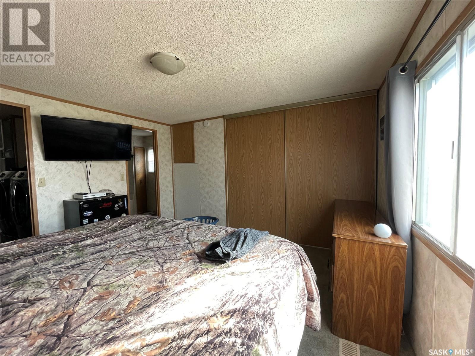 












75 Jackson DRIVE

,
Kindersley,




Saskatchewan
S0L1S1

