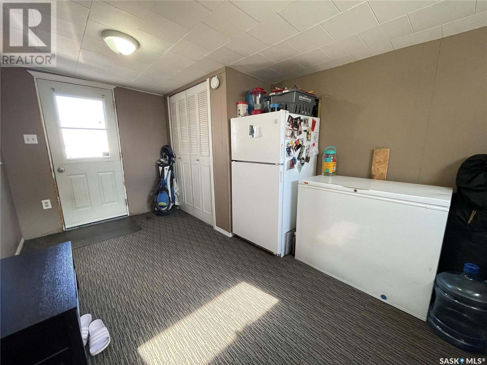 












75 Jackson DRIVE

,
Kindersley,




Saskatchewan
S0L1S1

