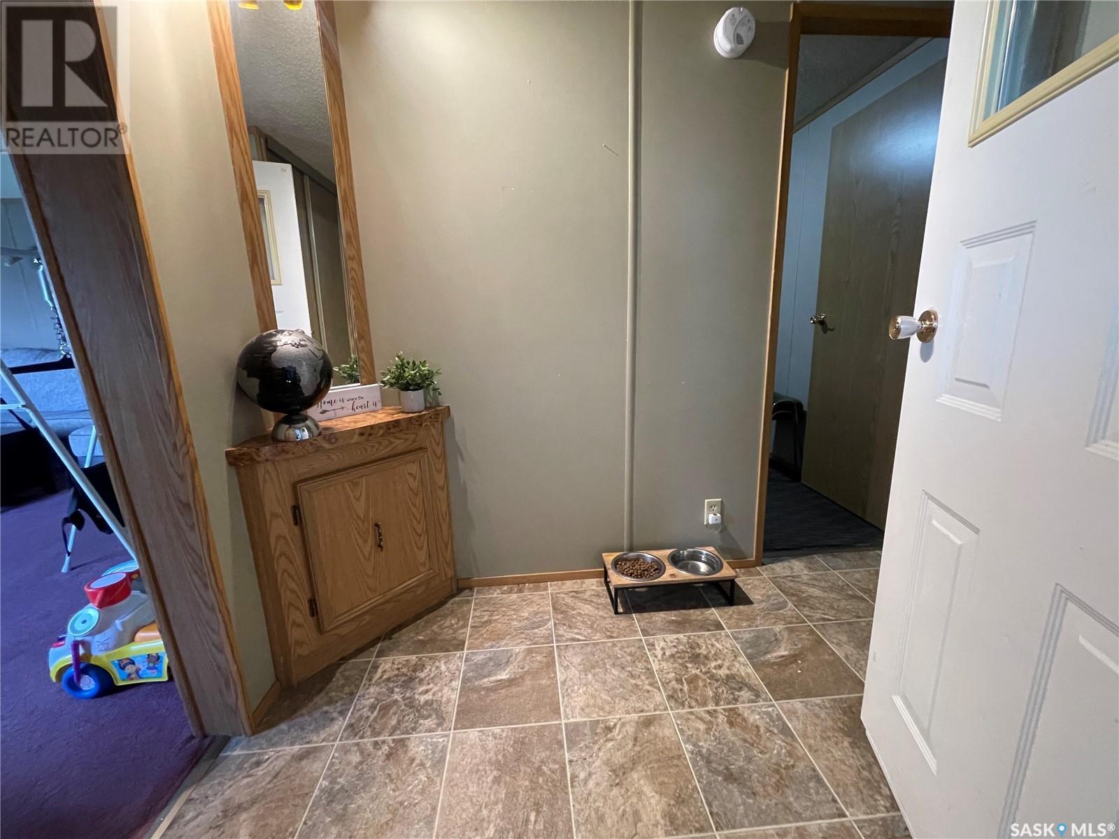 












75 Jackson DRIVE

,
Kindersley,




Saskatchewan
S0L1S1

