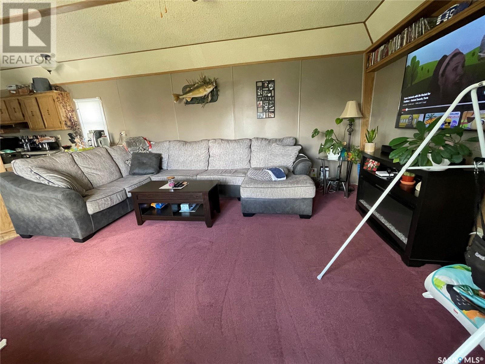 












75 Jackson DRIVE

,
Kindersley,




Saskatchewan
S0L1S1

