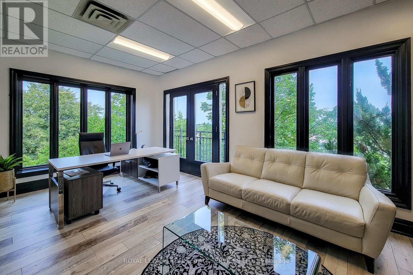 












300 - 414 NORTH SERVICE ROAD E

,
Oakville,




Ontario
L6H5R2

