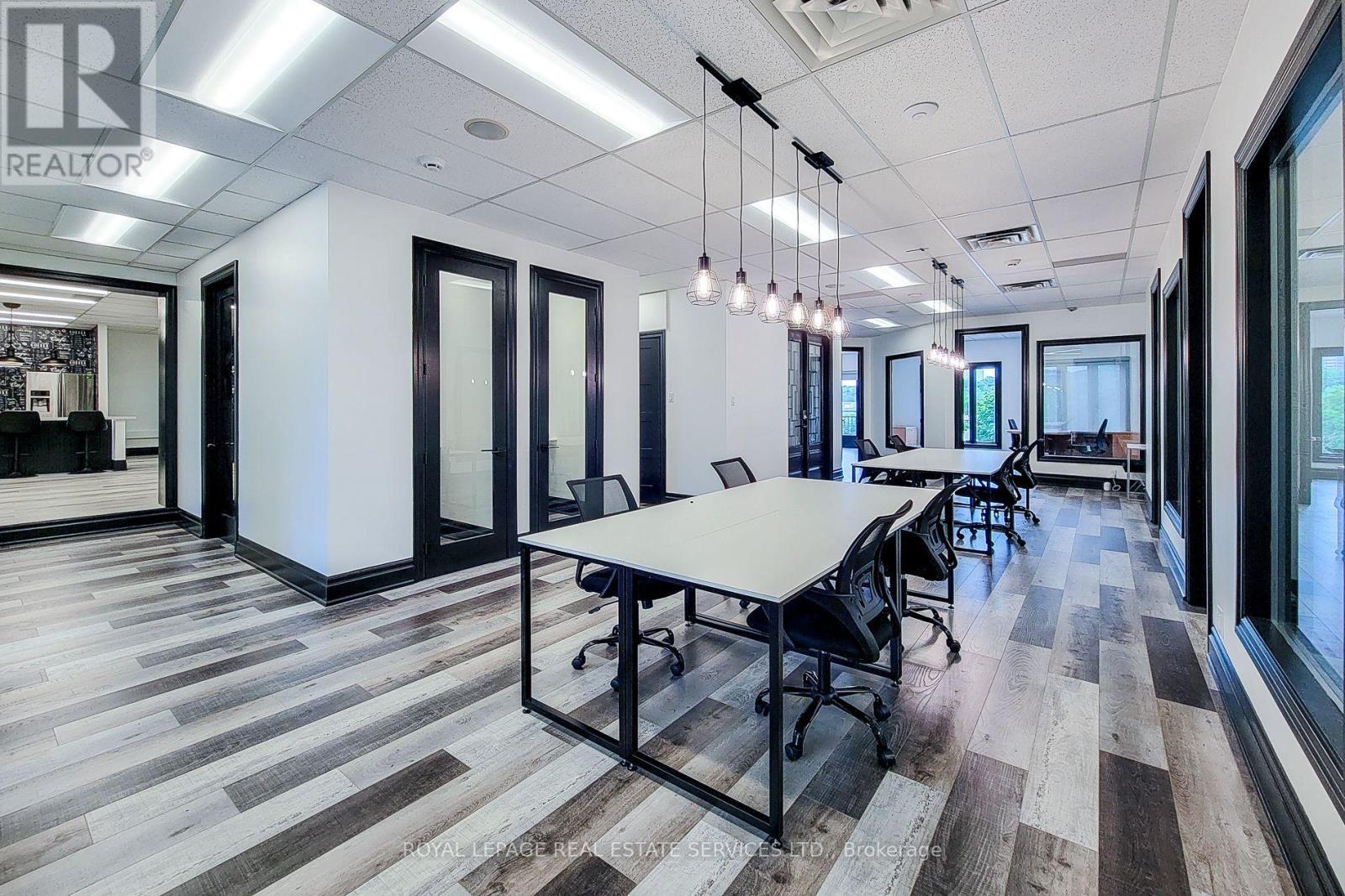 












300 - 414 NORTH SERVICE ROAD E

,
Oakville,




Ontario
L6H5R2

