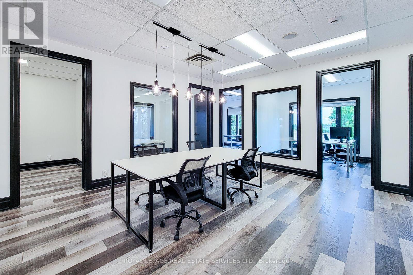 












300 - 414 NORTH SERVICE ROAD E

,
Oakville,




Ontario
L6H5R2

