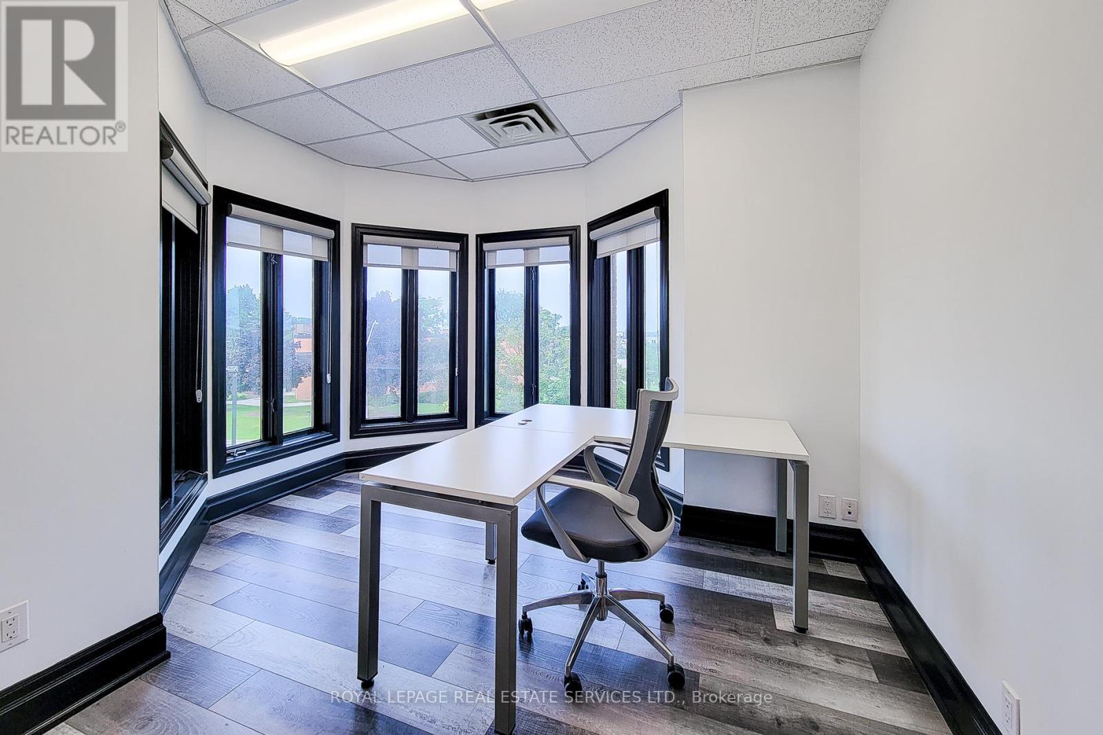 












300 - 414 NORTH SERVICE ROAD E

,
Oakville,




Ontario
L6H5R2

