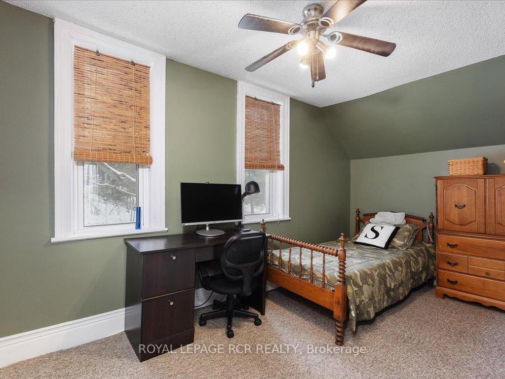 









19052


Centre

Street,
East Gwillimbury,




ON
L0G 1M0


