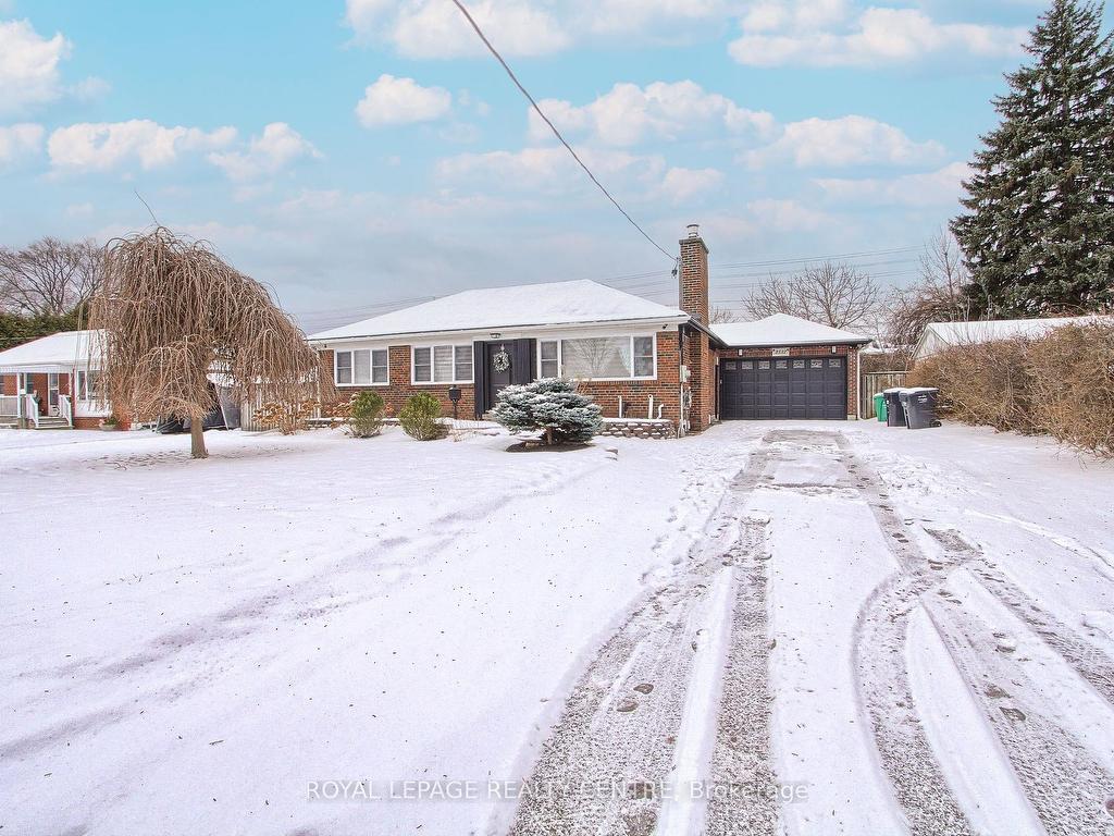 









2552


Whaley

Drive, Lower,
Mississauga,




ON
L5B 1X2

