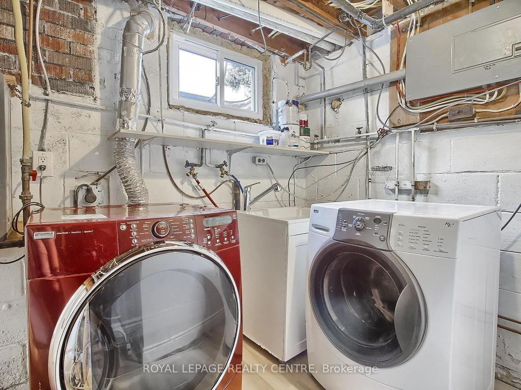 









2552


Whaley

Drive, Lower,
Mississauga,




ON
L5B 1X2

