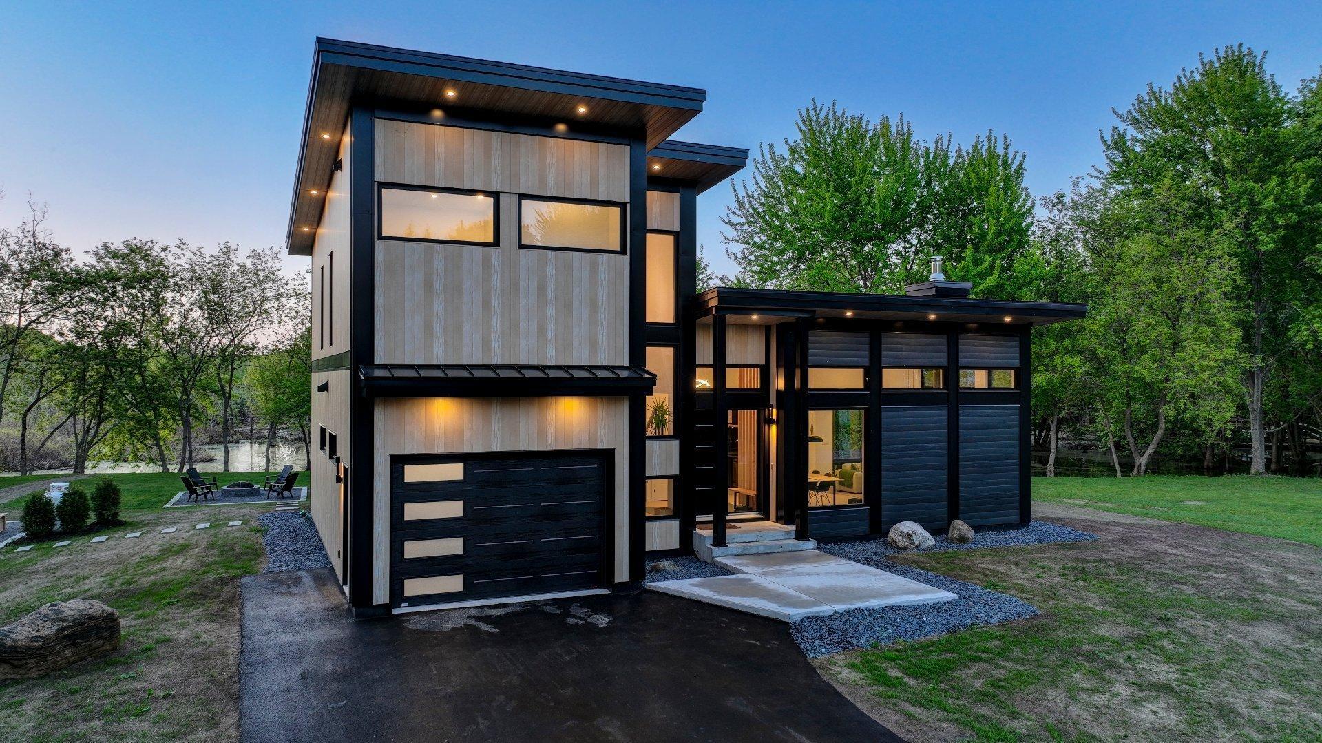 









709


Av. de Venise O.

,
Venise-en-Québec,




QC
J0J2K0

