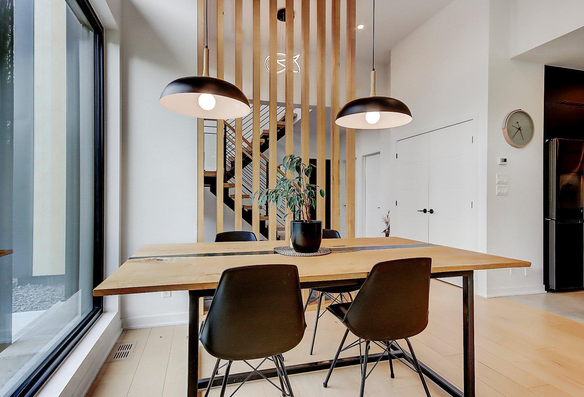 









709


Av. de Venise O.

,
Venise-en-Québec,




QC
J0J2K0

