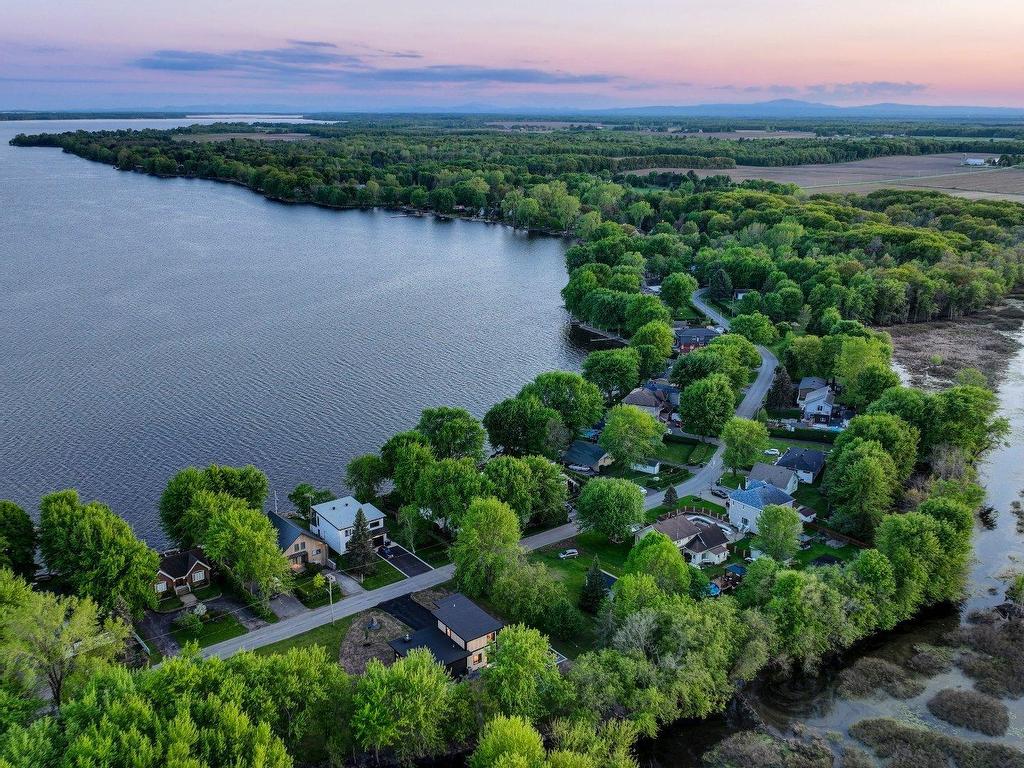 









709


Av. de Venise O.

,
Venise-en-Québec,




QC
J0J2K0

