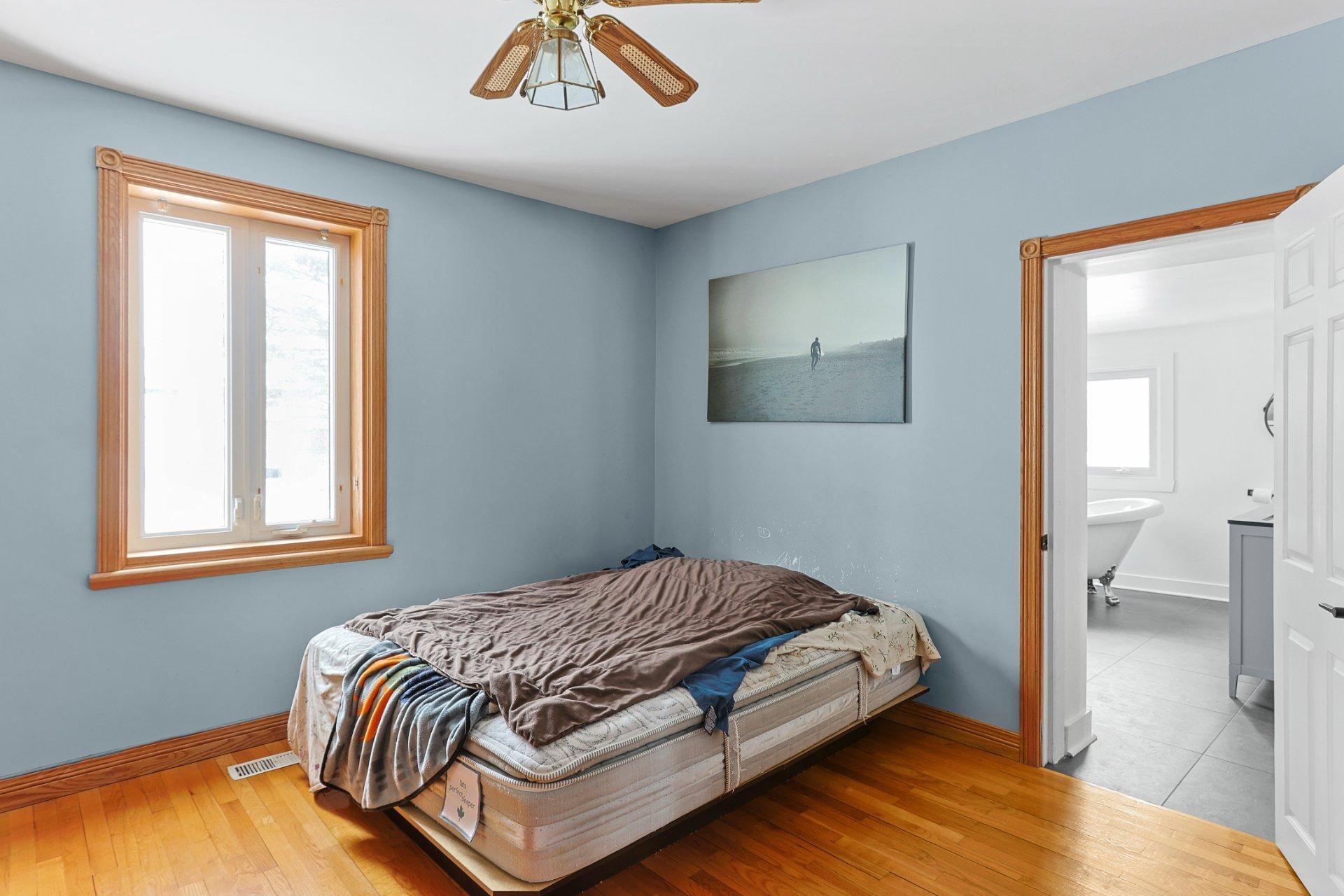 









254


Ch. de la Rivière-des-Fèves N.

,
Saint-Urbain-Premier,




QC
J0S1Y0

