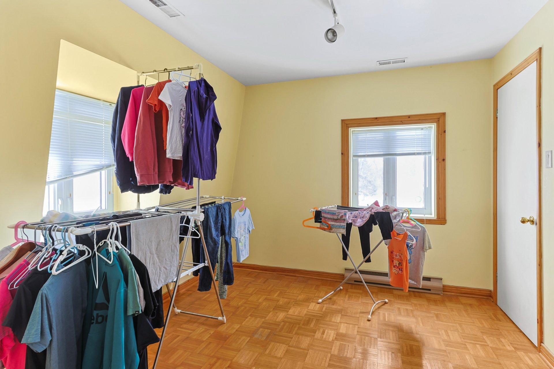 









254


Ch. de la Rivière-des-Fèves N.

,
Saint-Urbain-Premier,




QC
J0S1Y0

