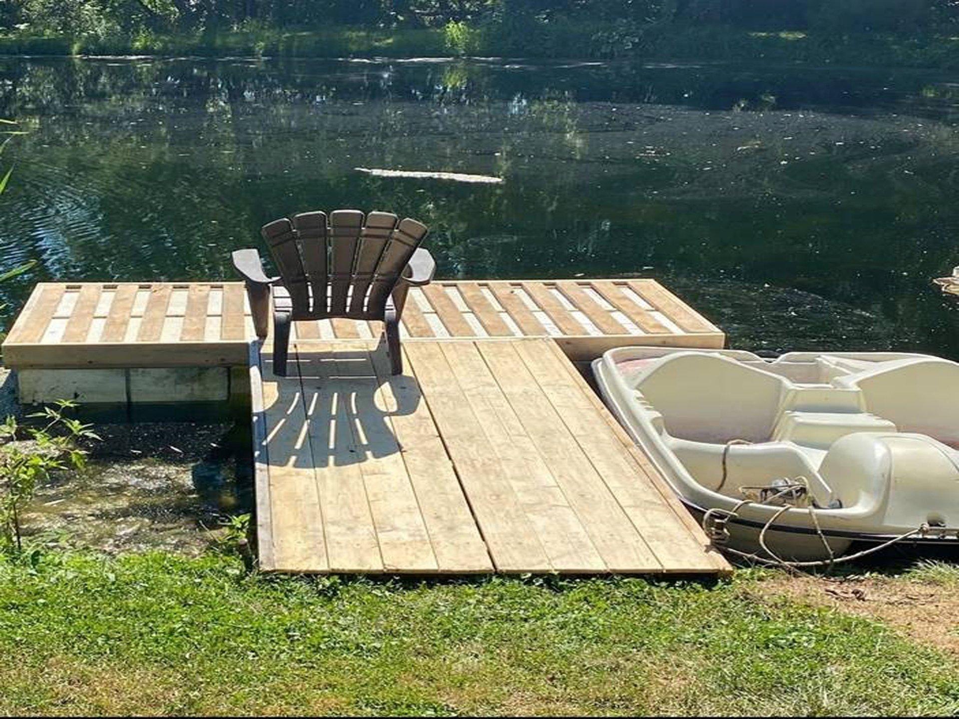 









254


Ch. de la Rivière-des-Fèves N.

,
Saint-Urbain-Premier,




QC
J0S1Y0

