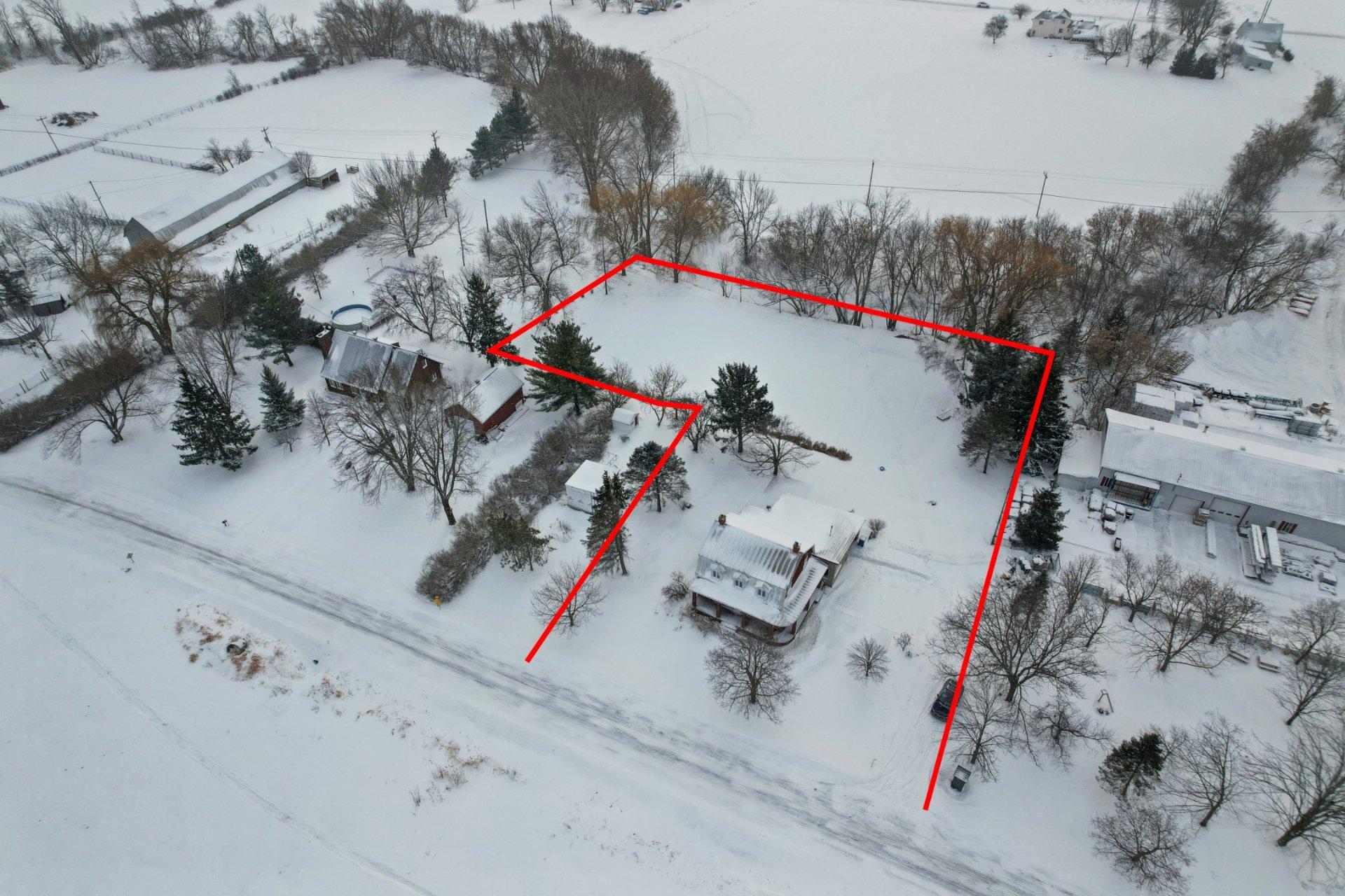 









254


Ch. de la Rivière-des-Fèves N.

,
Saint-Urbain-Premier,




QC
J0S1Y0

