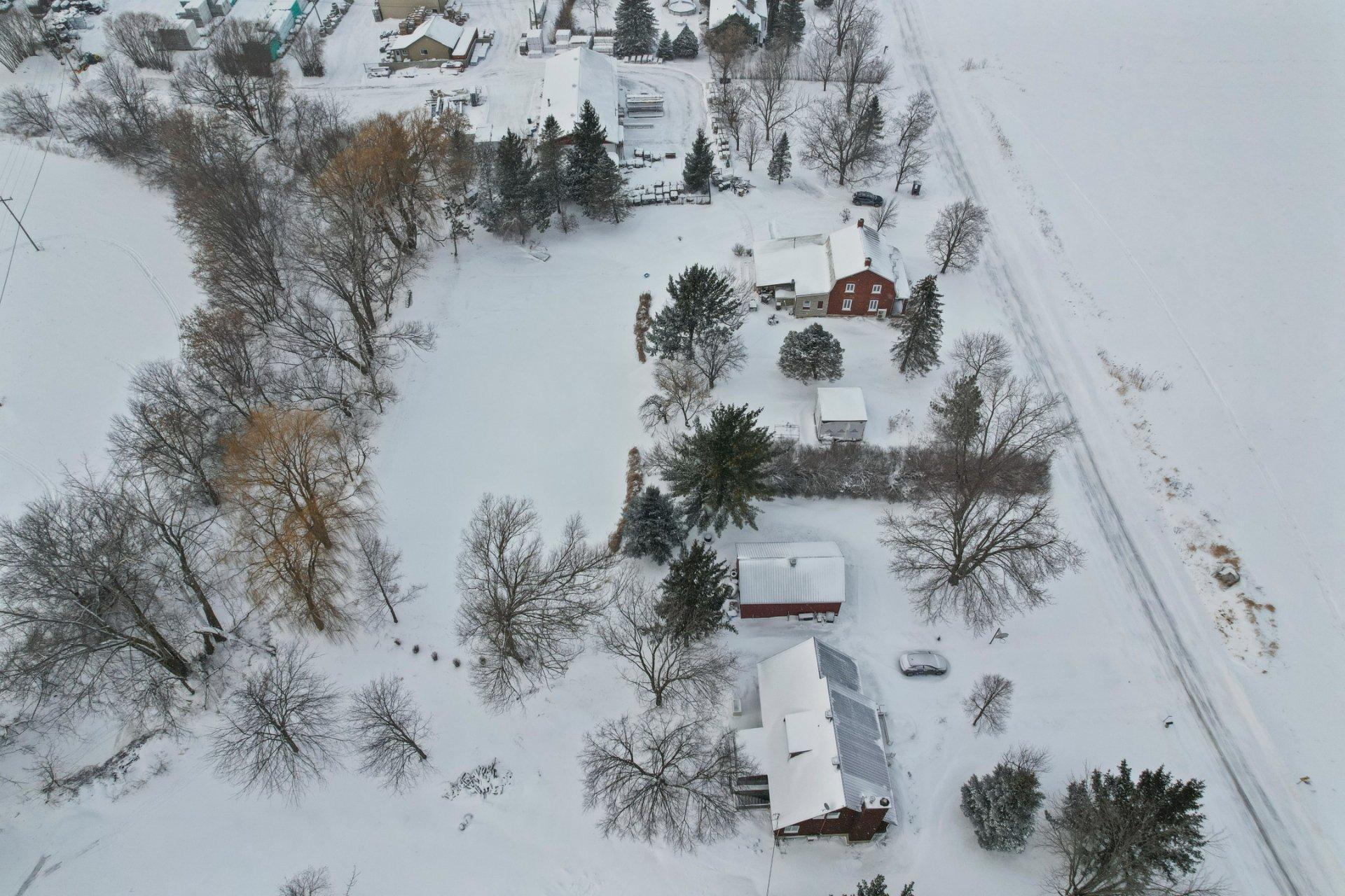 









254


Ch. de la Rivière-des-Fèves N.

,
Saint-Urbain-Premier,




QC
J0S1Y0

