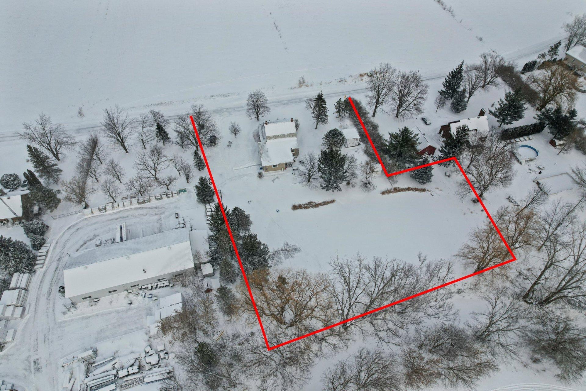









254


Ch. de la Rivière-des-Fèves N.

,
Saint-Urbain-Premier,




QC
J0S1Y0

