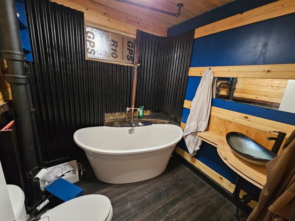 









185


HIGGINS

Street,
Kimberley,




BC
V1A 1K5

