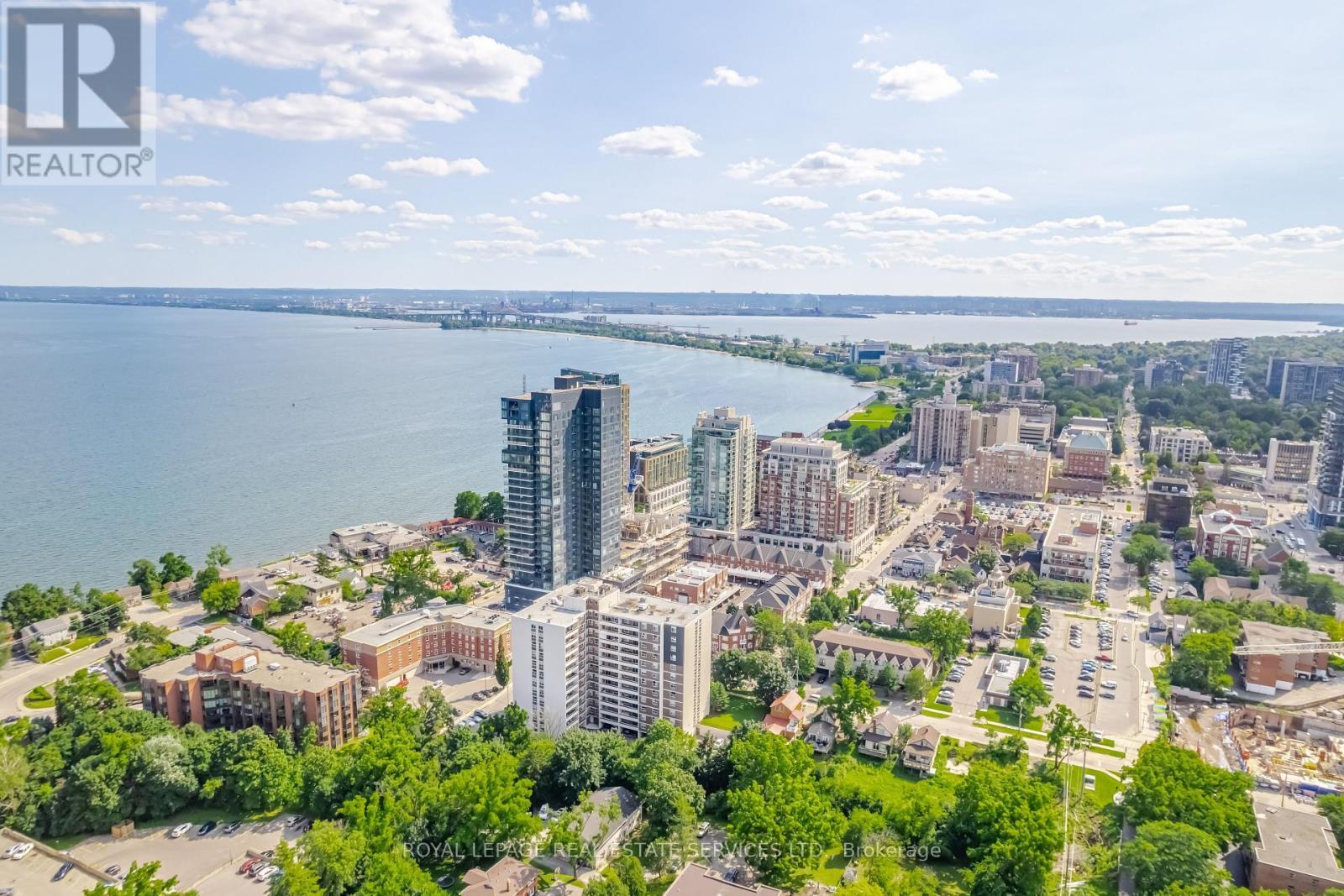 












2149 CAROLINE STREET

,
Burlington,




Ontario
L7R1L7

