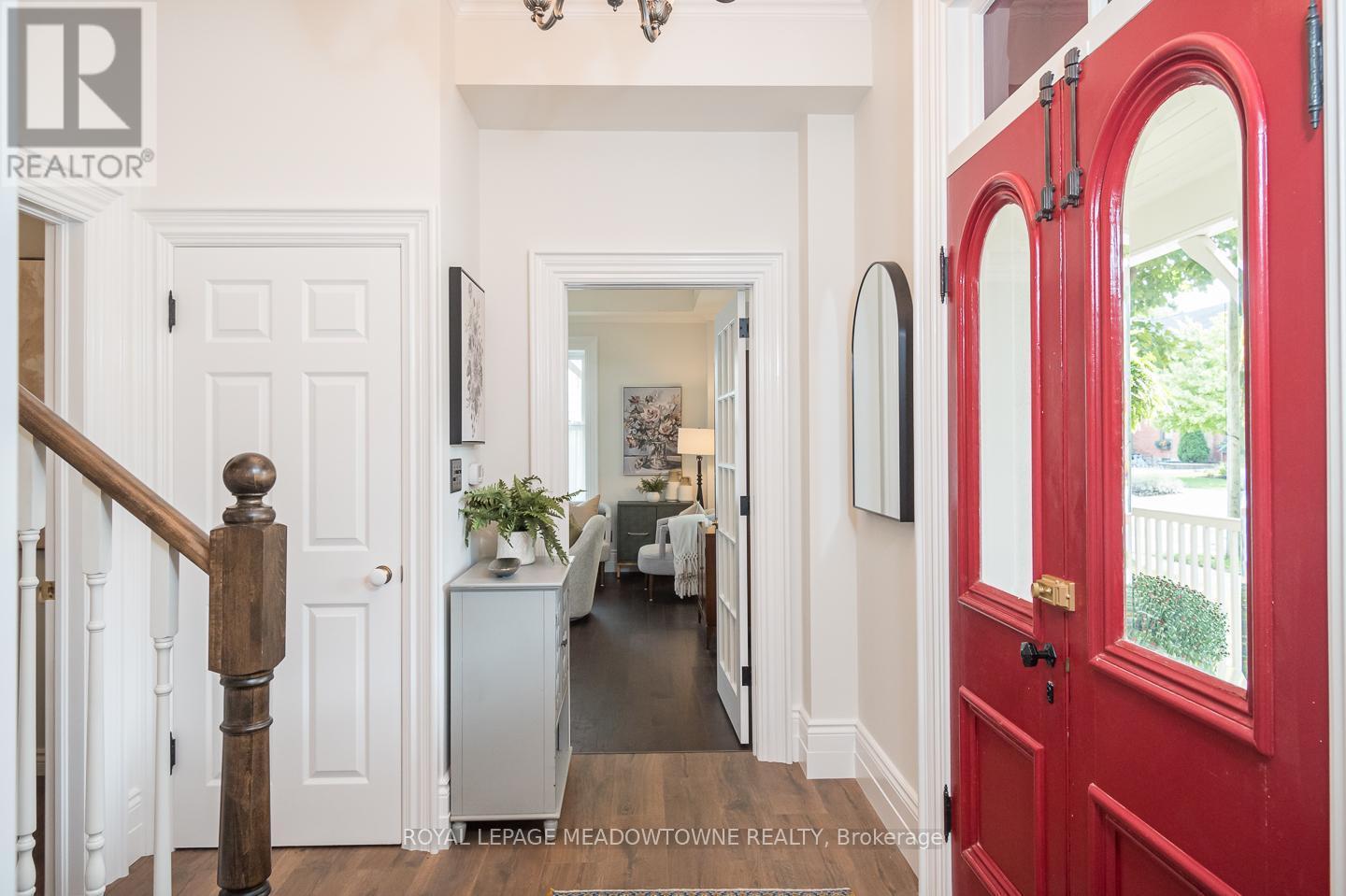 












49 JAMES STREET

,
Milton,




Ontario
L9T2P5


