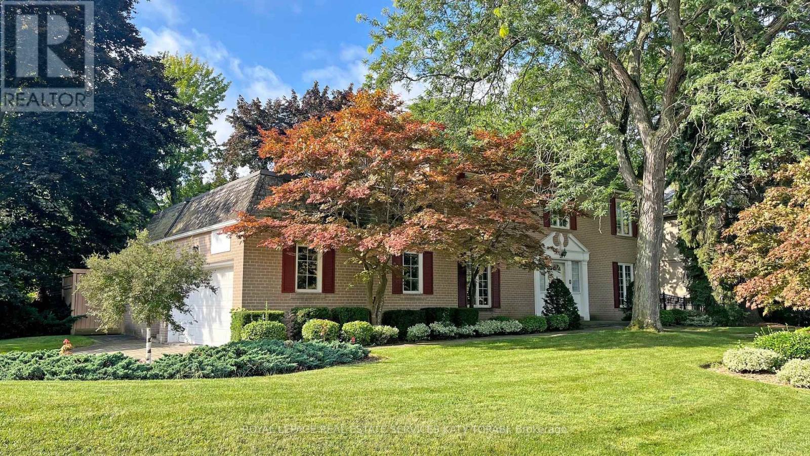 












31 SAINTFIELD AVENUE

,
Toronto,




Ontario
M3C2M7

