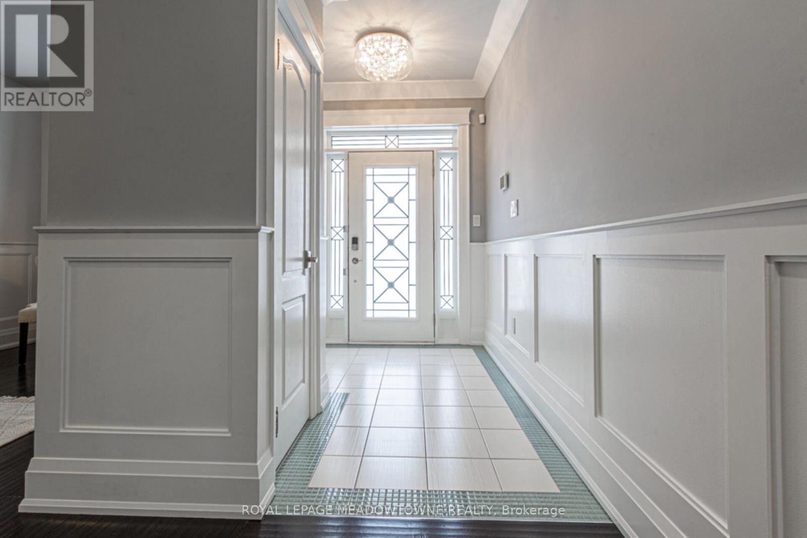 












729 WETTLAUFER TERRACE

,
Milton,




Ontario
L9T8M8

