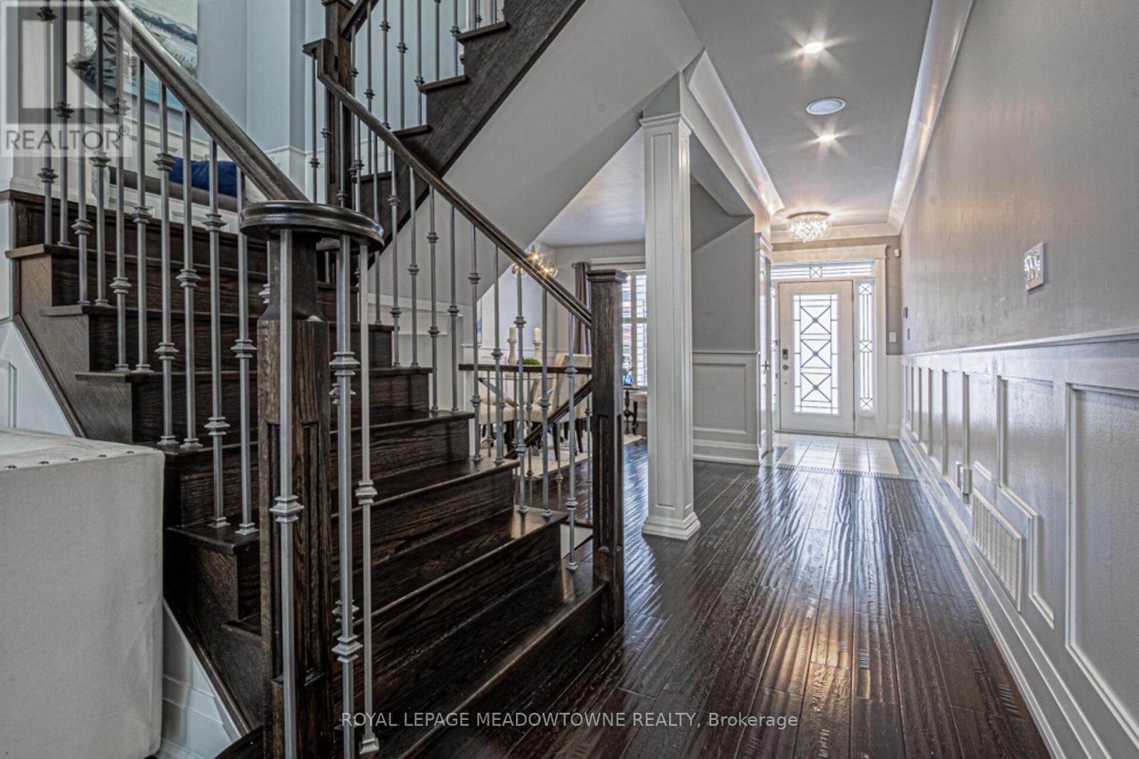 












729 WETTLAUFER TERRACE

,
Milton,




Ontario
L9T8M8

