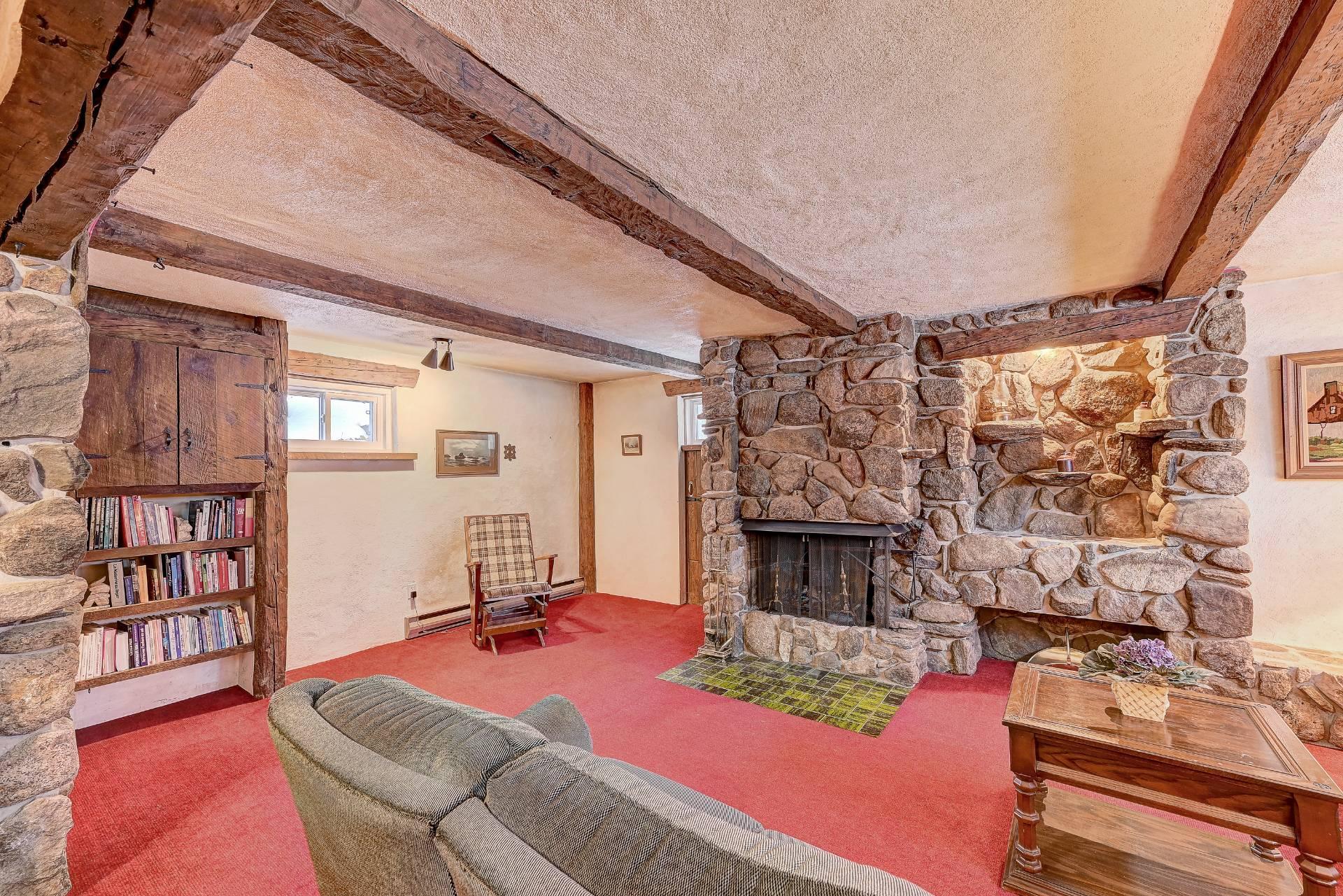 









345


Rue Gravel

,
Sainte-Catherine,




QC
J5C1M3

