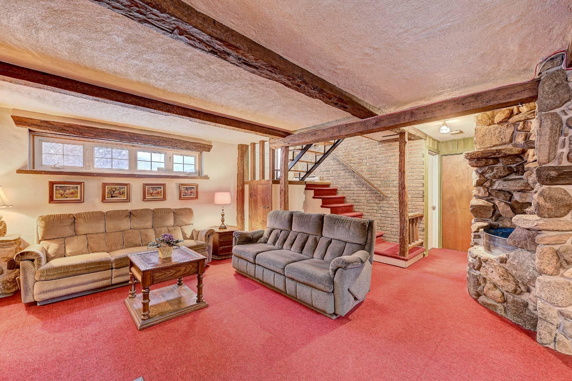 









345


Rue Gravel

,
Sainte-Catherine,




QC
J5C1M3

