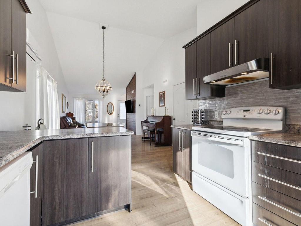 









128


Imp. des Pruches

,
Gatineau (Masson-Angers),




QC
J8M0A6

