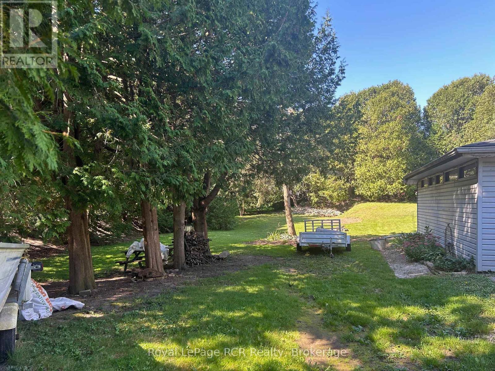 












PT LT 90 5TH AVENUE W

,
Owen Sound,







Ontario
N4K5C6

