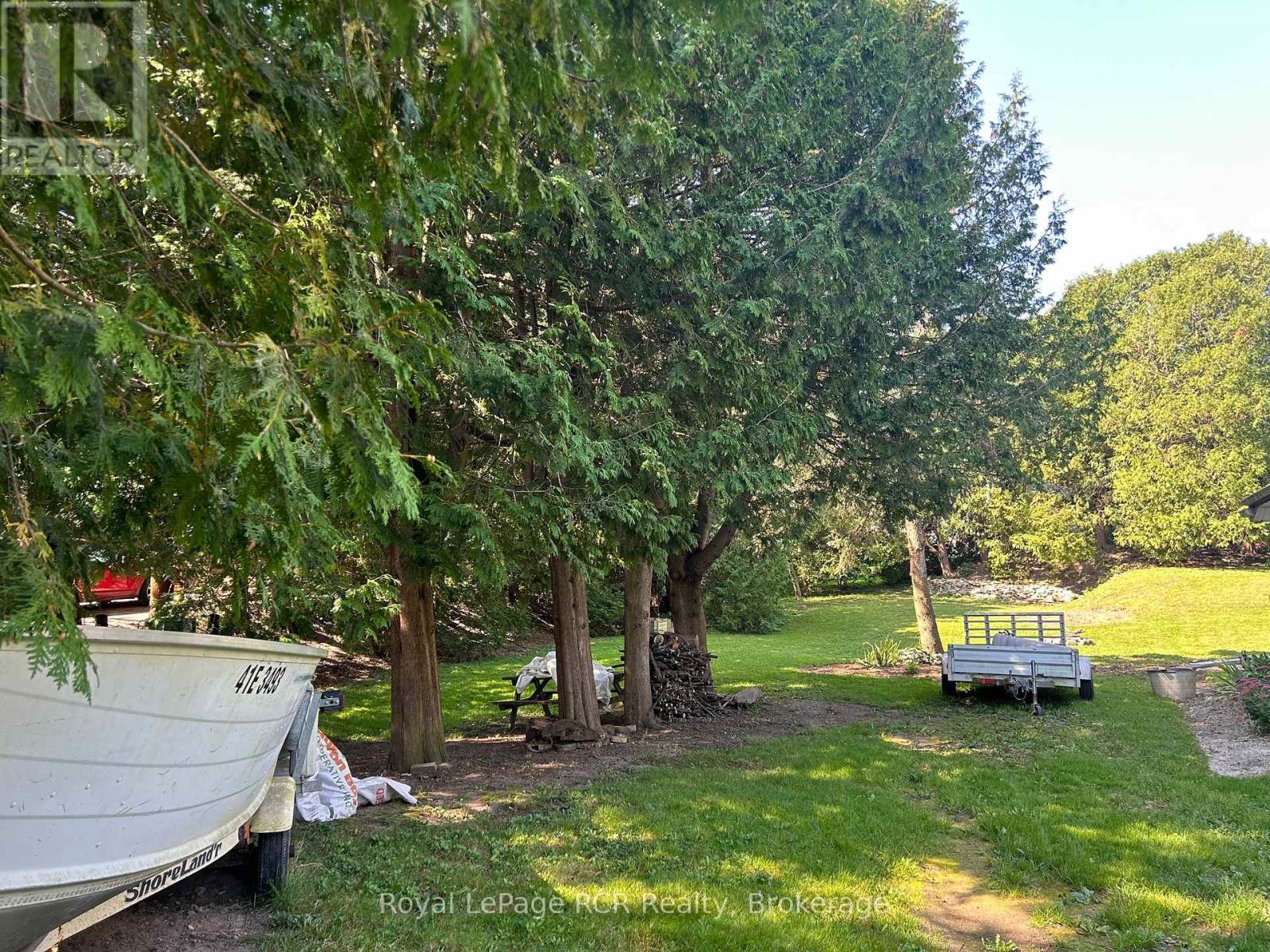 












PT LT 90 5TH AVENUE W

,
Owen Sound,







Ontario
N4K5C6

