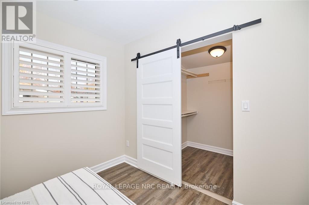 












38 LINCOLN ROAD E

,
Fort Erie (Crystal Beach),




Ontario
L0S1B0

