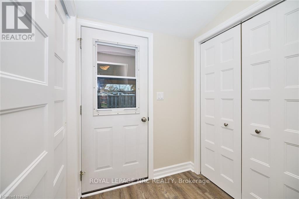












38 LINCOLN ROAD E

,
Fort Erie (Crystal Beach),




Ontario
L0S1B0

