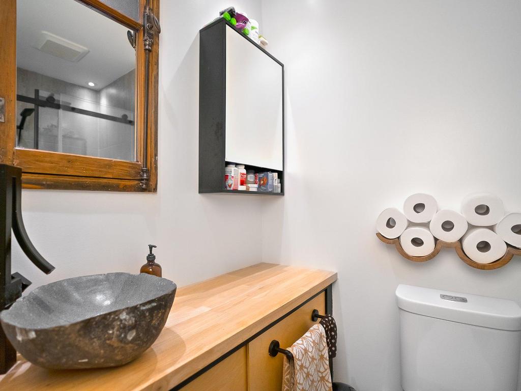 









5283

 - 5287


Rue Berri

,
Montréal (Le Plateau-Mont-Royal),




QC
H2J2S7


