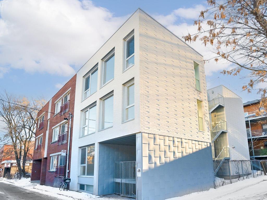 









5283

 - 5287


Rue Berri

,
Montréal (Le Plateau-Mont-Royal),




QC
H2J2S7

